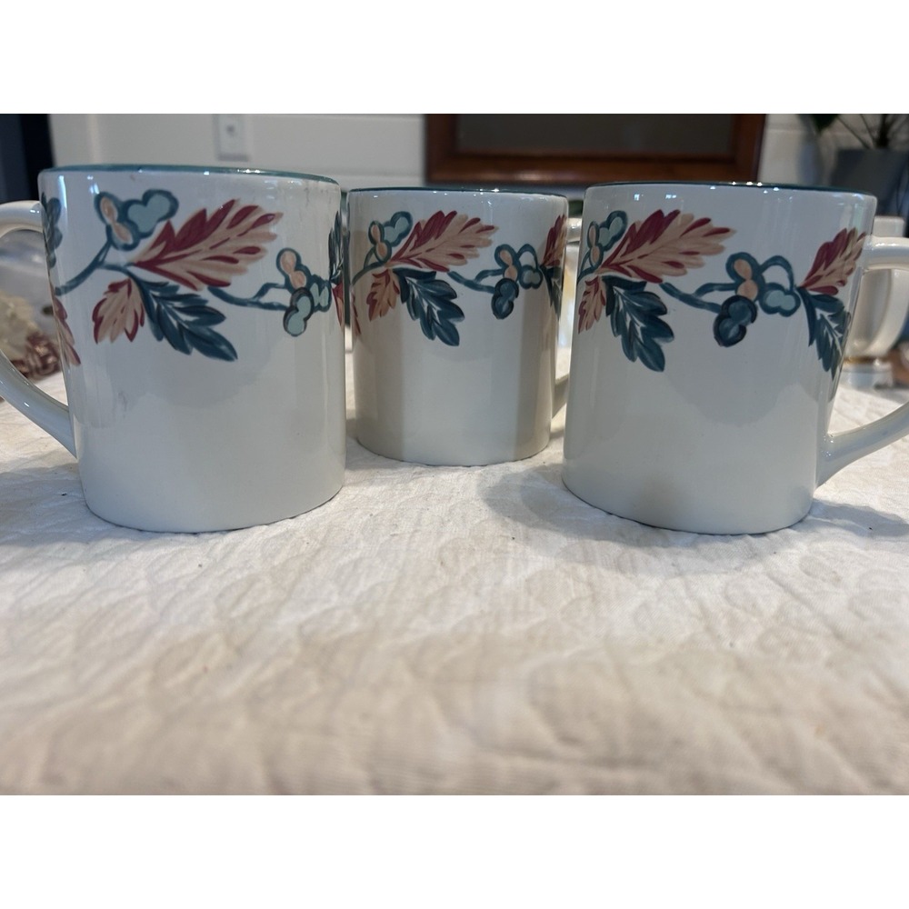 Eddie Bauer Made In Portugal Coffee Cups Set Of 3 Floral Botanical Garland EUC